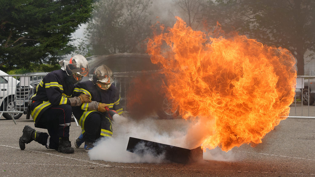 Lyon : 350 pompiers en colère, et une menace sur la Fête des Lumières